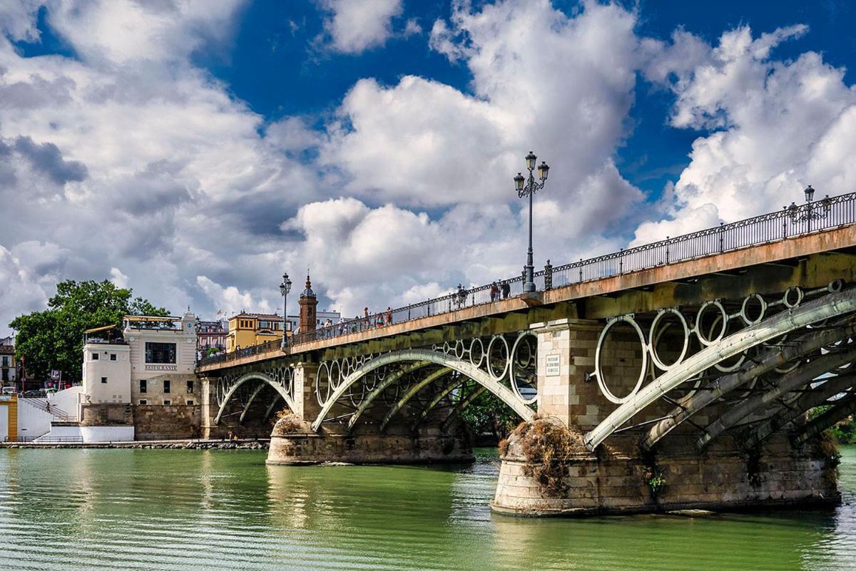 Ferienwohnung El Cielo De Triana Sevilla Exterior foto